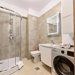Fantasy Studio- N Pools Apartament *