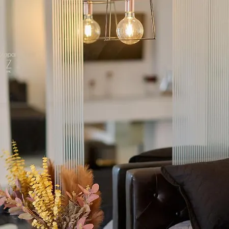 Apartment Fantasy Studio- N Pools Mamaia