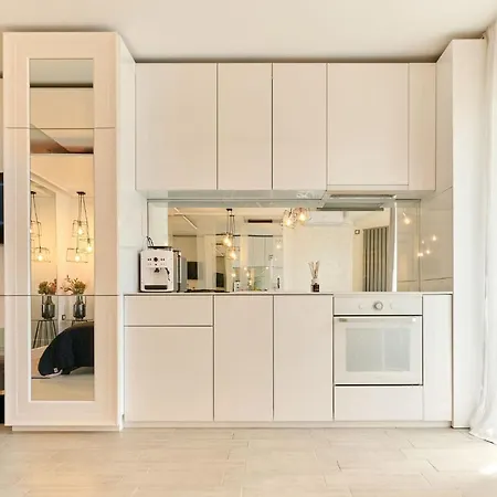 Lägenhet Fantasy Studio- N Pools Mamaia