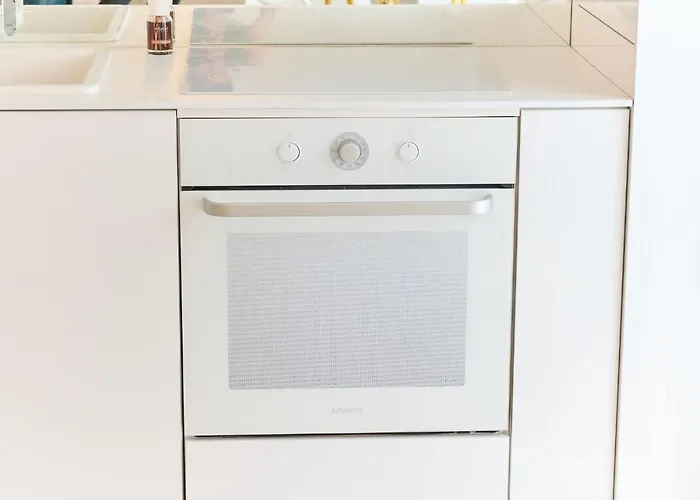 Fantasy Studio- N Pools Mamaia