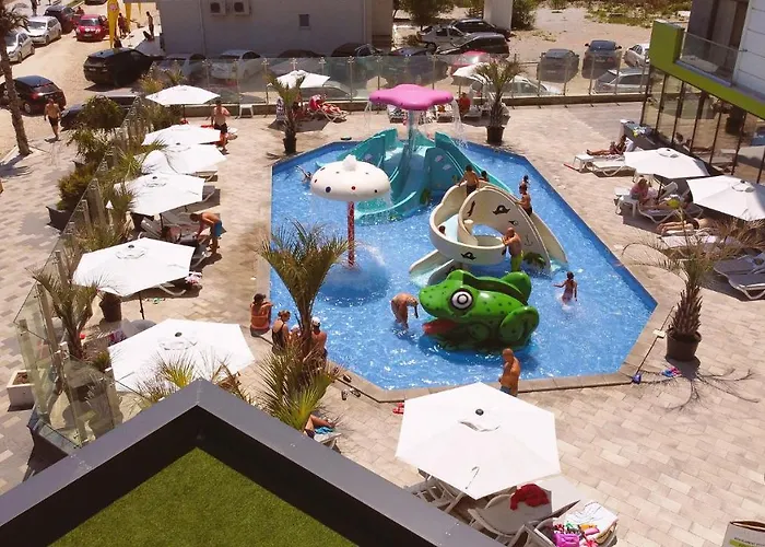 Fantasy Studio- N Pools * Mamaia